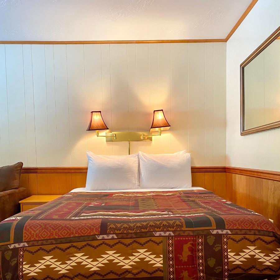 Trail Lake Lodge Moose Pass Номер фото